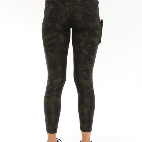 CM Fashion Womens Leggings, With Pockets--Green Camo - Picture 2 of 9